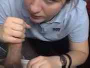 Colegiala amateur mamando 